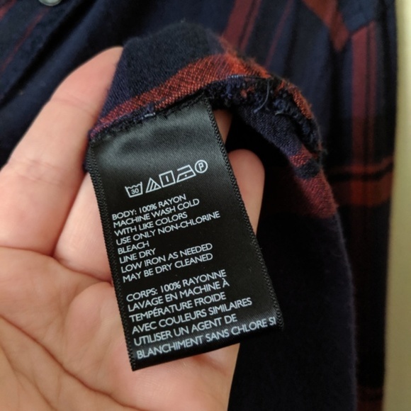 URBAN OUTFITTERS Navy Red Plaid Flannel Size Small - Picture 4 of 6